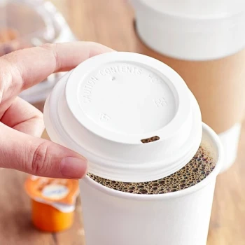 Choice White Hot Paper Cup Travel Lid for 10-24 oz. Standard Cups and 8 oz. Squat Cups - 1,000/Case