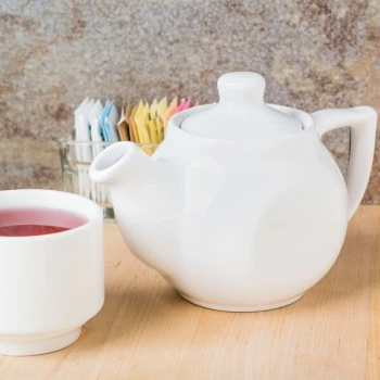 Tuxton BWT-18A 18 oz. White China Teapot With Lid - 12/Case