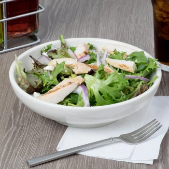 Tuxton BEB-3103 31 oz. Eggshell Coupe China Salad Bowl - 12/Case