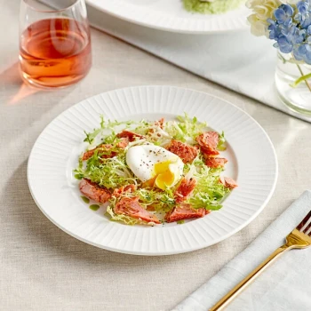 Acopa Cordelia 10 1/4" Bright White Embossed Wide Rim Porcelain Plate - 12/Case