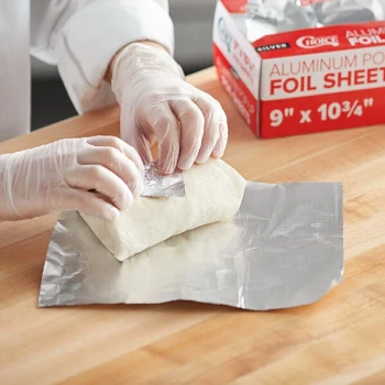 Choice 9" x 10 3/4" Food Service Interfolded Pop-Up Foil Sheets - 500/Box