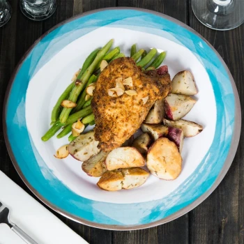 GET WP-10-DW-KNB Kanello 10 1/2" Round Diamond White Wide Rim Melamine Plate with Kanello Blue Edge - 12/Pack