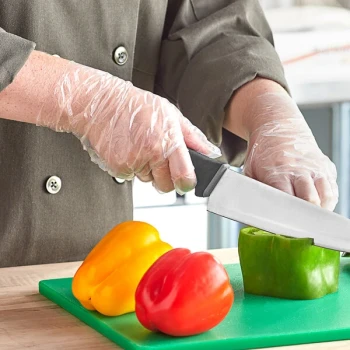 Choice Disposable Poly Gloves - Medium for Food Service - 100/Pack