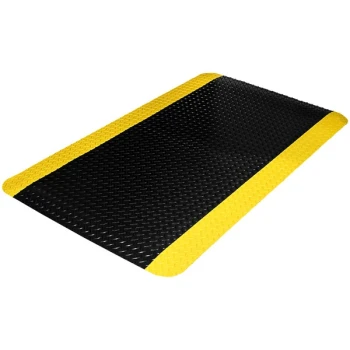 Durable Diamond Dek Sponge 3' x 5' Black Heavy-Duty Anti-Fatigue Mat with Yellow Borders 442SHD35BKY - 7/8" Thick