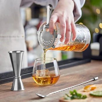 Acopa 4-Piece 25 oz. Cocktail Stirring Glass Kit with Silver Accessories