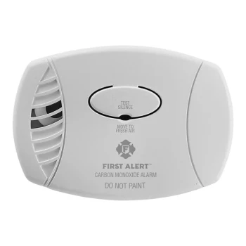 First Alert Plug-In Carbon Monoxide Alarm with Battery Backup FAJ1039734 - 120V