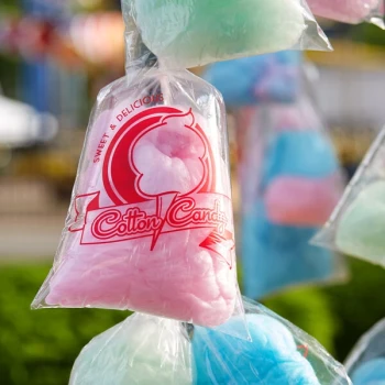 Carnival King 11 1/2" x 18 1/2" Printed Quick Pak Cotton Candy Bag - 1,000/Case