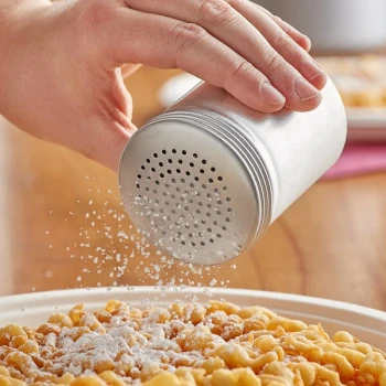 Choice 10 oz. Aluminum Shaker / Dredge