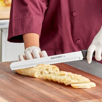 Dexter-Russell Basics 10" Scalloped Slicing / Bread Knife 31604B