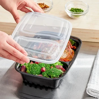 Choice 30 oz. Black 2-Compartment Rectangular Microwavable Heavy Weight Container with Lid - 150/Case