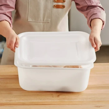 Choice 14 1/2" x 12 1/2" White Plastic Food Storage Box Lid
