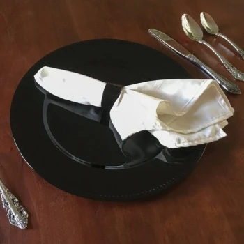 Tabletop Classics by Walco TR-6655 13" Black Round Plastic Charger Plate with Beaded Rim - 12/Pack