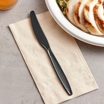 Choice Black Heavy Weight Polystyrene Plastic Knife - 100/Pack