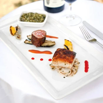 Tuxton BWH-1547 15 1/2" x 8" White Rectangular China Platter - 6/Case