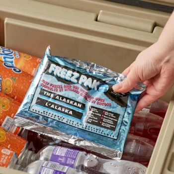 Lifoam Freez Pak Medium Reusable Ice Pack Bag LF4983