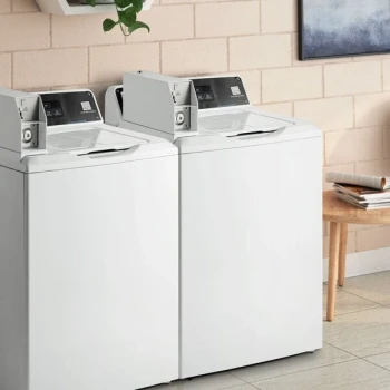 GE VTW565ASVWBCOIN 3.8 cu. ft. Top Load Electric Commercial Washer - Coin Operated / App Payment