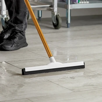 Ettore Wipe'n Dry 48218 18" Floor Squeegee with Splash Guard