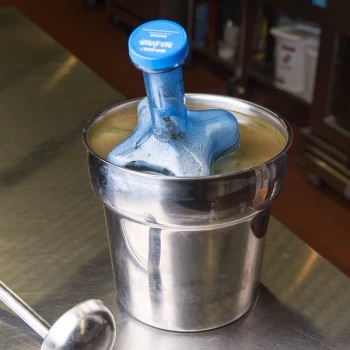San Jamar RCU64 Rapi-Kool® ; 2L (64 oz.) Rapid Cooling Paddle
