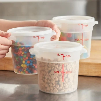 Choice 1 Qt. Translucent Round Polypropylene Food Storage Container and Lid - 12/Pack