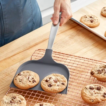 Wilton 14" x 6 5/8" Plastic "The Really Big Spatula" Turner 191007558