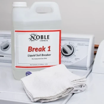 Noble 2.5 Gallon / 320 oz. Break 1 Alkaline Concentrated Laundry Soil Breaker - 2/Case