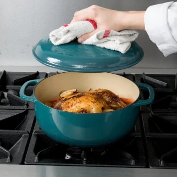 Lodge EC6D38 6 Qt. Lagoon Enameled Cast Iron Dutch Oven