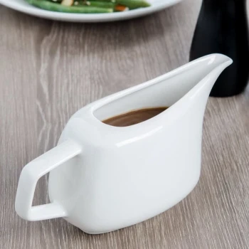 Villeroy & Boch 16-4004-3450 Affinity 17 oz. White Porcelain Sauceboat - 6/Case