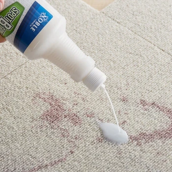 Noble 32 fl. oz. Spot-B-Gone Professional Ready-to-Use Carpet Spot and Stain Remover - 12/Case