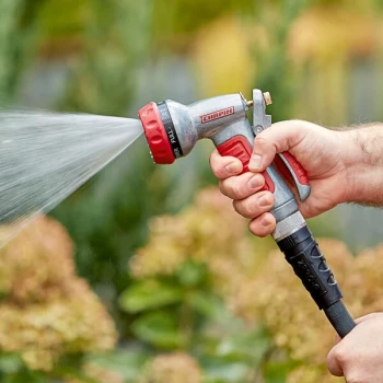 Chapin Die-Cast Metal 7-Way Premium Insulated Garden Spray Nozzle with Red Rubber Grip and Brass Flow Control Knob 4610