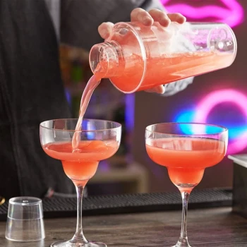 Choice 28 oz. Clear Polycarbonate Plastic 3-Piece Cobbler Cocktail Shaker