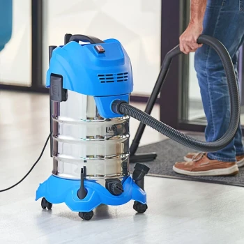 Lavex 8 Gallon Stainless Steel Commercial Wet / Dry Vacuum with Toolkit - 100-120V, 1200W