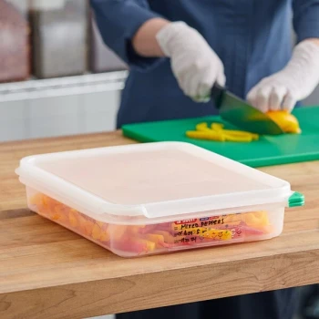 Araven 1/2 Size 2 1/2" Deep Translucent Polypropylene Food Pan with Airtight Lid 03032 - 6/Case