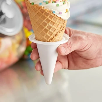 The Buddy System Large Pointed Plastic Cone Holder 4-7 oz. - 1,400/Case