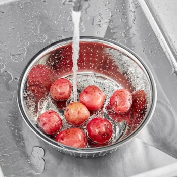 Choice 4 1/2 Qt. Stainless Steel Fine Chinese Colander