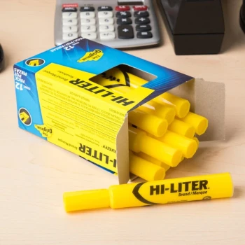 Avery® 7742 Hi-Liter® Light Yellow Chisel Tip Desk Style Highlighter - 12/Pack